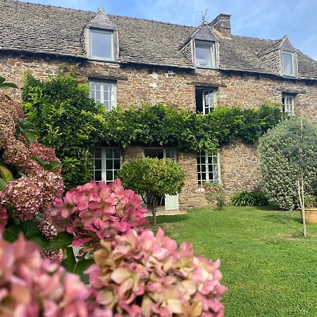 Bed and Breakfast La Clef Du Four Plesder Exteriér fotografie
