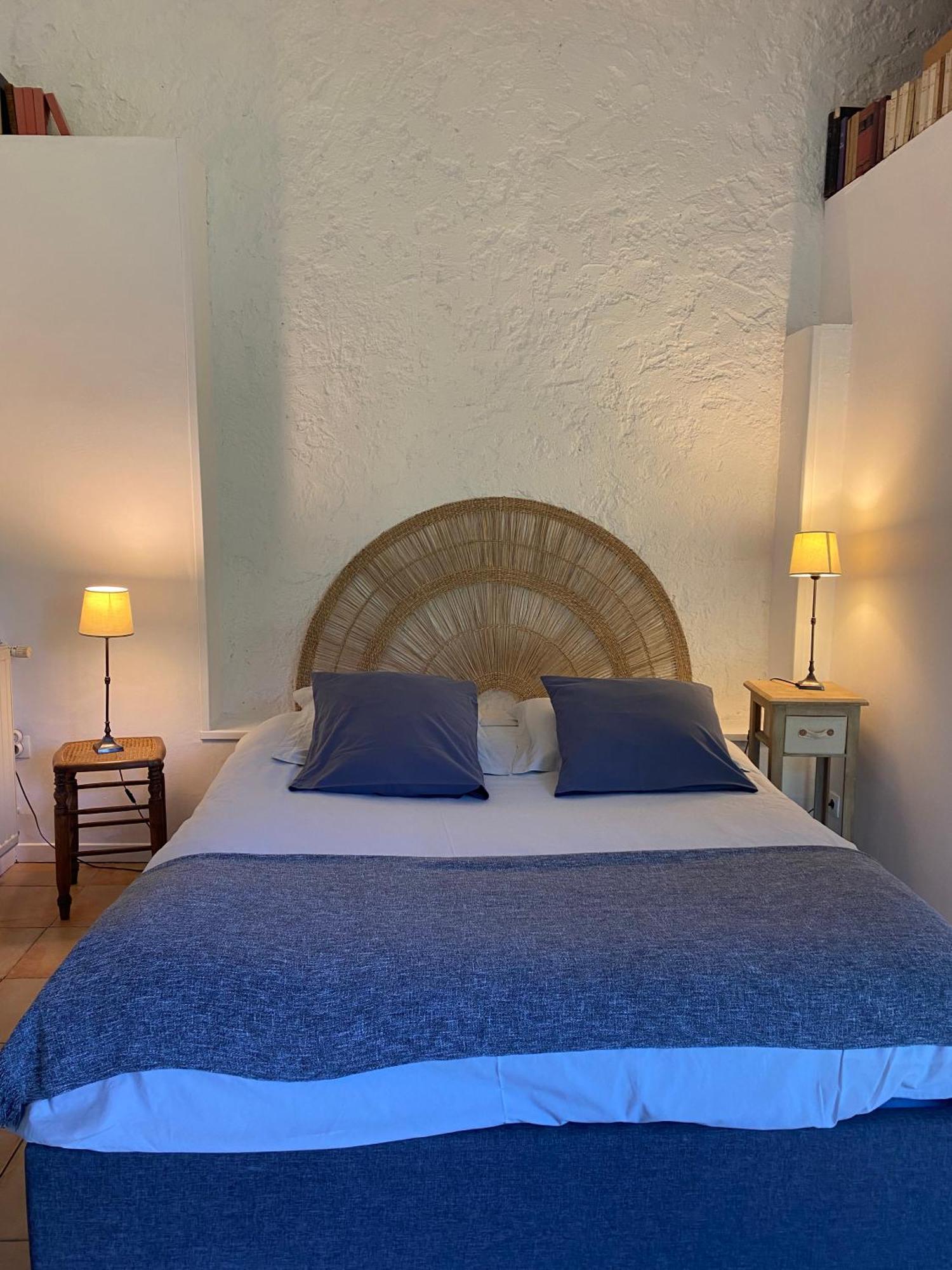 Bed and Breakfast La Clef Du Four Plesder Exteriér fotografie